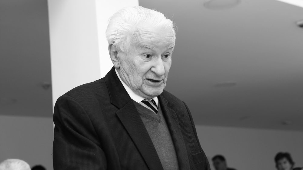 Драгољуб Миќуновиќ, филозоф и борец за демократска Србија, почина на 96 години