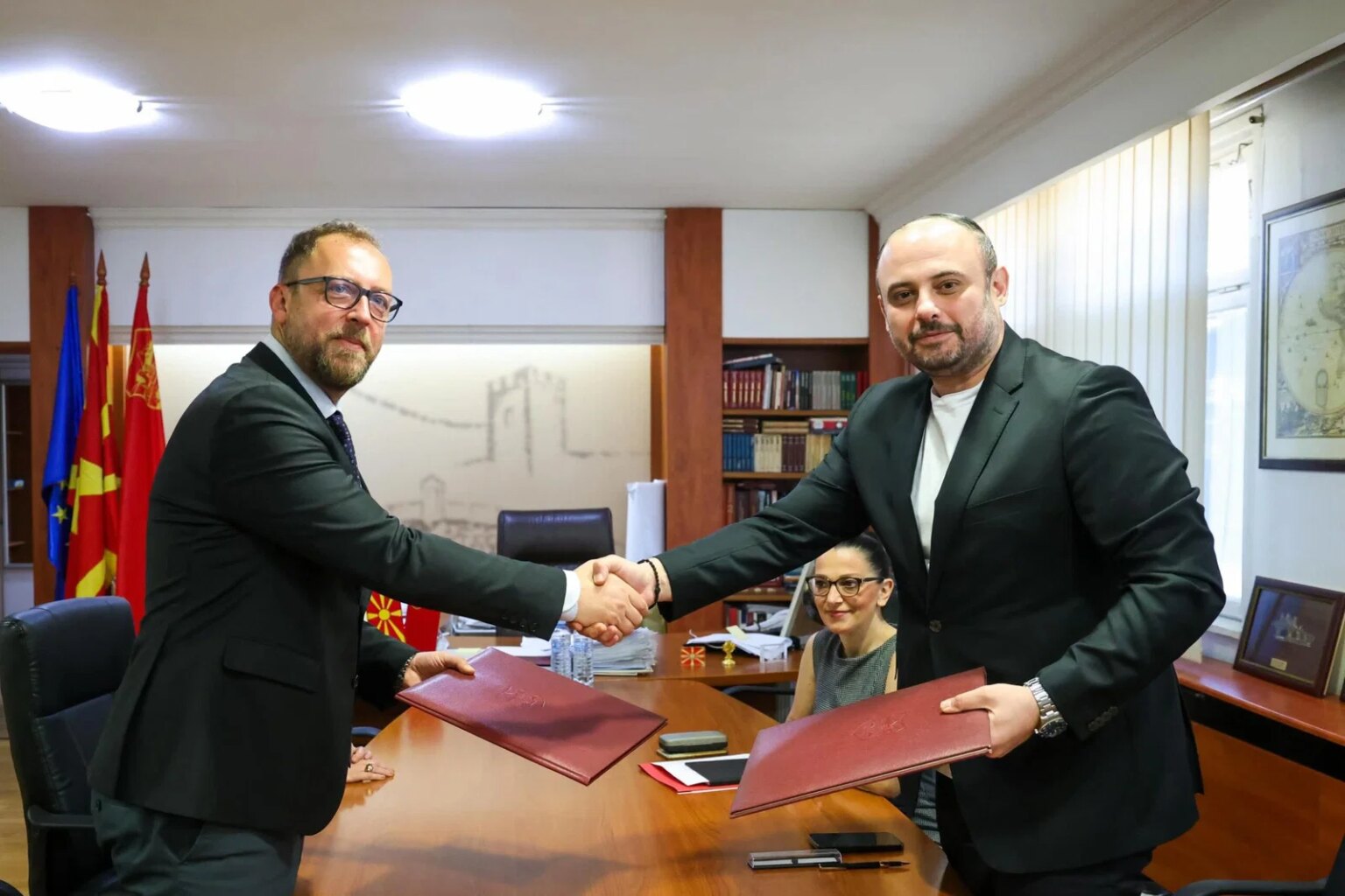 Комисија за култура на СДСМ: Додека Скопје се гуши во смет, а културата протестира, власта прави ПР со меморандуми