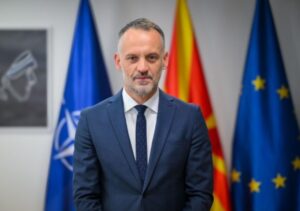 Никој во Владата не кажува дали вицепремиерот Фетаи зема плата и покрај тоа што од март не се појавил на работа