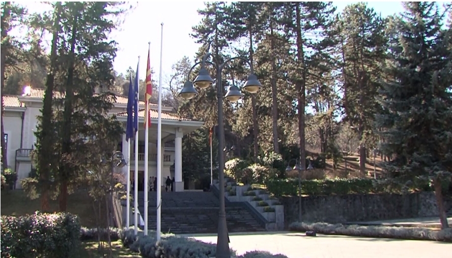 Претседателскиот Кабинет без реакција за наводната шпионска афера – Телма дознава дека сомнителниот ИТ администратор е суспендиран додека трае истрагата