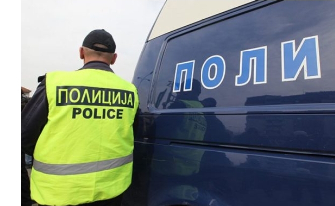 Жена нападната од партнерот среде ноќ во двор на болница
