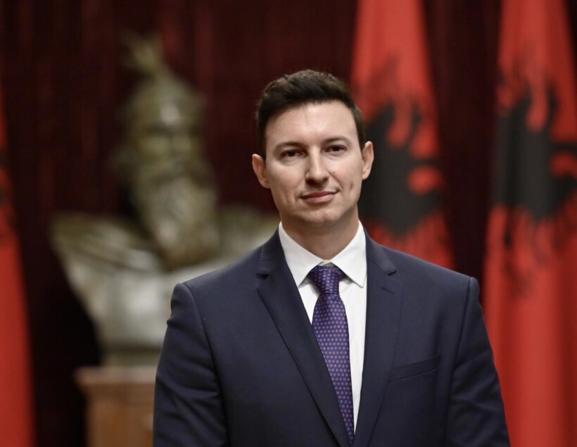 ТВ А2: Албанскиот амбасадор предвреме си оди од Скопје по поплаките од власта
