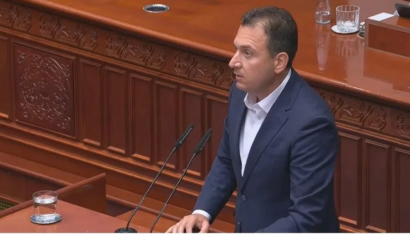 Талески: Општините да овозможат бесплатно паркирање за семејства на деца со аутизам