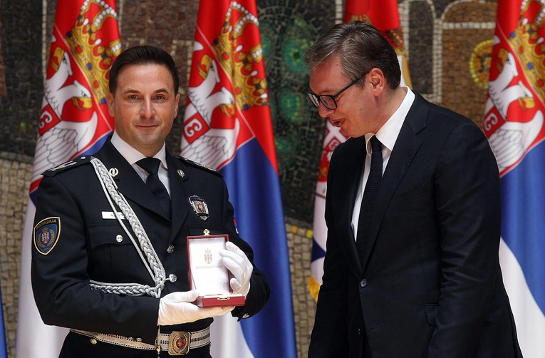 Огромен скандал ја тресе Србија, Вучиќ дава бизарни изјави. „Сакаат да заташкаат сè“