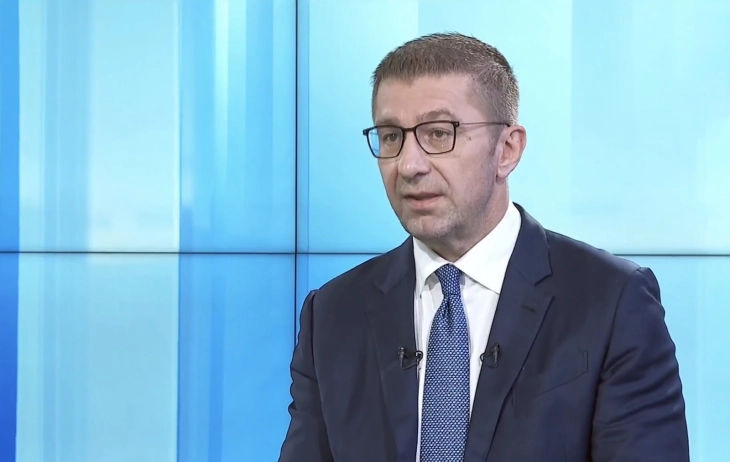 Мицкоски: Го осудувам инцидентот со дипломатските возила, МВР го обезбеди сторителот