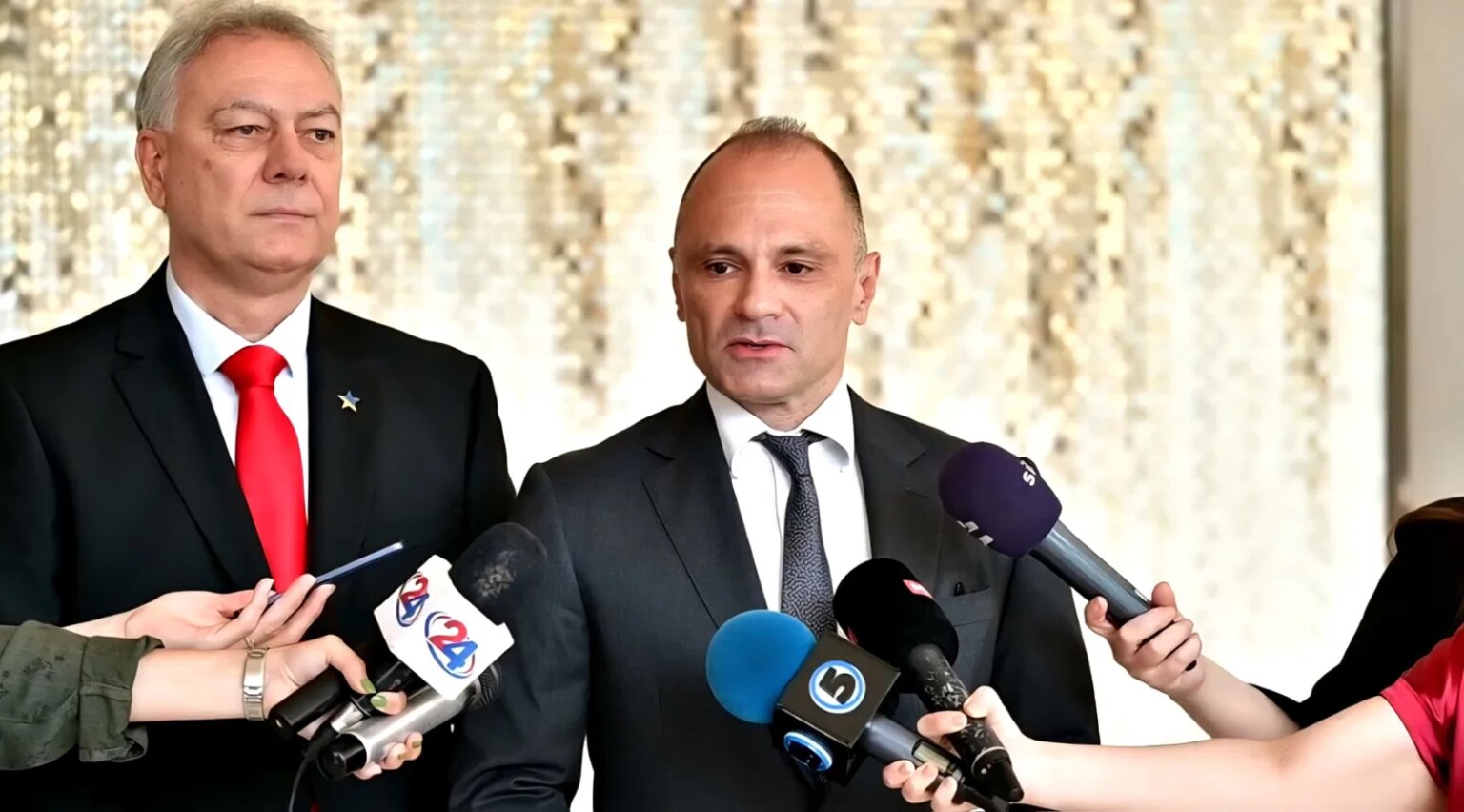 Филипче: Ги повикувам сите што знаат дека со оваа власт нема иднина да се приклучат во Фронтот