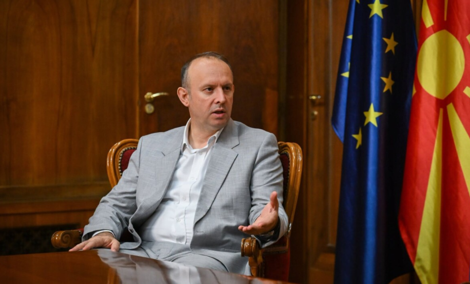 Gashi: 2 Gushti na kujton idealet e lirisë dhe përgjegjësinë për të forcuar shtetin